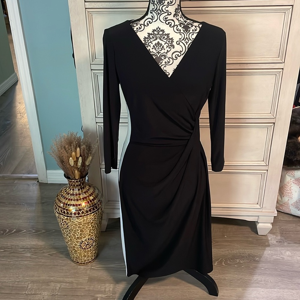 Like New color block black/white Chaps long sleeve dress small